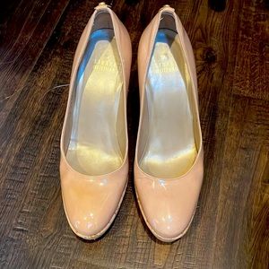Stuart Weitzman nude wedges !
